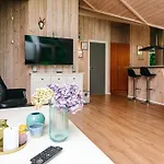7 Person In *