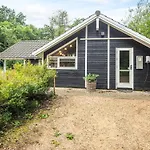 7 Person In Oksbøl