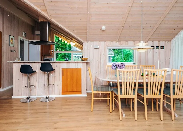 7 Person In * Oksbøl